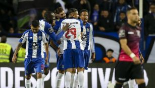 Jugadores del Porto festejan gol vs Feirense