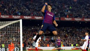 Suárez festejando un gol con el Barcelona 
