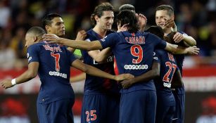PSG celebrando triunfo ante el Mónaco 