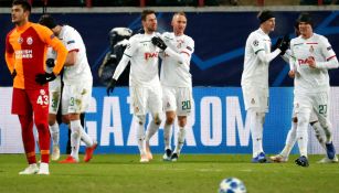 Lokomotiv de Moscú celebran gol ante Galatasaray