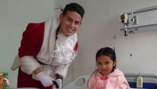 James Rodríguez disfrazado de Santa Claus