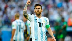 Leo Messi celebra con la selección de Argentina