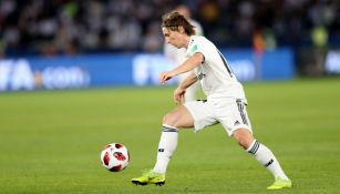 Modric conduce el balón en un juego del Real Madrid