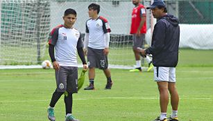 Chofis López y Cardozo, durante un entrenamiento con Chivas