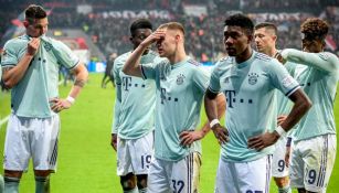 Jugadores del Bayern se lamentan tras perder contra las Aspirinas