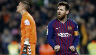 Messi festeja su gol de penalti frente al Valladolid