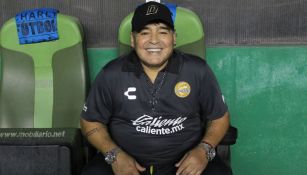 Diego Armando Maradona durante un partido con Dorados