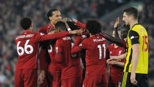 Liverpool celebra triunfo ante Watford  en la J28 de Premier League