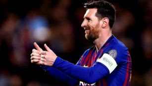 Messi celebra uno de sus goles contra Lyon