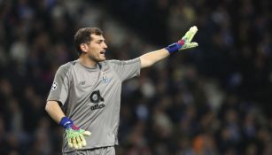 Casillas durante un encuentro del Porto