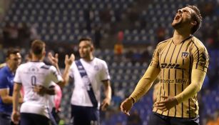 Andrés Iniestra en lamento durante un partido con Pumas 