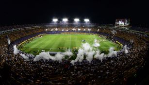 Afición de Tigres realiza mosaico en el Tigres vs Santos
