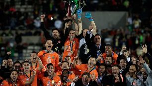 El América festeja el título de Copa MX