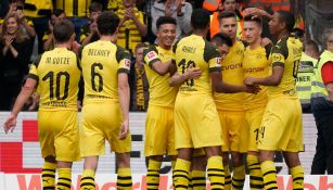 Borussia Dortmund festeja triunfo ante el Friburgo