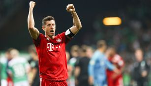 Lewandowski celebra su doblete para darle el triunfo al Bayern