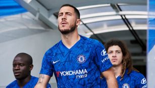 Hazard modela la nueva indumentaria de los 'Blues'