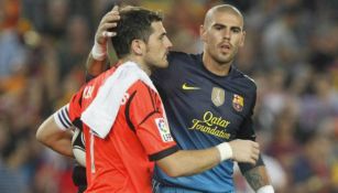 Casillas y Valdés se saludan en un Clásico Español