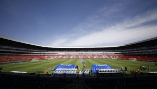Cancha del Estadio Corregidora previo a un encuentro de Liga MX 