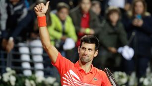 Novak Djokovic celebra triunfo en semifinales del Masters de Roma