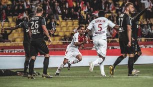 Radamel Falcao festeja gol con Mónaco