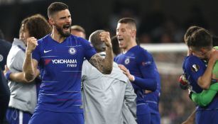 Giroud festeja un triunfo del Chelsea