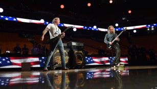 Hetfield y Hammett practican en el Oracle Arena