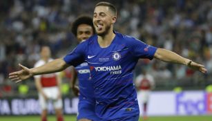 Hazard celebra anotación en Europa League con Chelsea 
