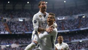 Ramos y Cristiano celebran anotación del Real Madrid 