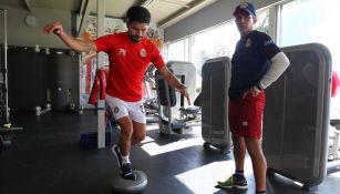 Oribe, en su entrenamiento con Chivas