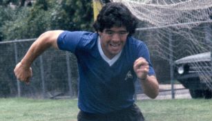 Maradona, durante un entrenamiento con Argentina