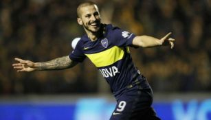 Benedetto celebra un gol con Boca Juniors