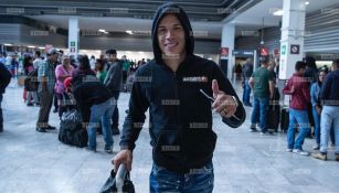 Mateus Uribe a su llegada al aeropuerto de la Ciudad de México