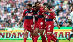 Chivas celebra su gol ante Puebla