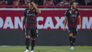 Carlos Salcido se lamenta en juego del Veracruz 