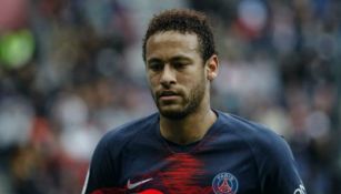 Neymar decepcionado tras fallar una jugada