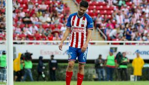 Oribe Peralta se lamenta durante el partido ante Necaxa