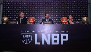 Alonso Izaguirre, Sergio Ganem y Xóchitl Lagarda en conferencia 