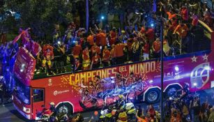 Selección española de basquetbol festeja en las calles de Madrid