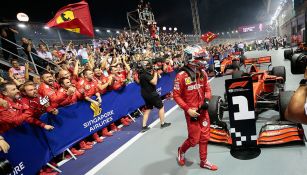 Vettel llega a la meta entre la euforia de los 'Tifosis'