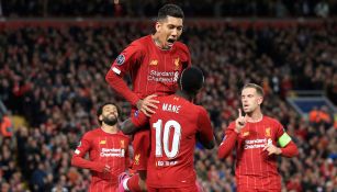 Liverpool festeja el primer gol de Mané contra Salzburg