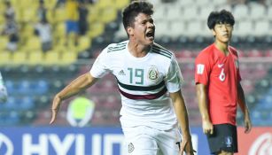 Ali Ávila festeja el gol que le hizo a Corea del Sur