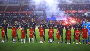 Selección Mexicana durante el minuto de silencio ante Panamá