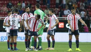 Jugadores de Chivas se lamentan tras derrota ante Morelia