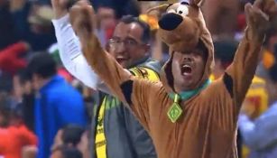 Fan disfrazado de Scooby Doo