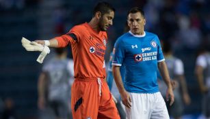 Jesús Corona y Christian Giménez como jugadores de Cruz Azul