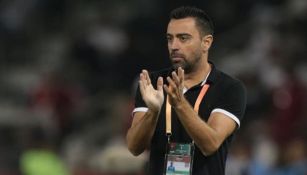 Xavi Hernández aplaude en un juego del Al-Sadd