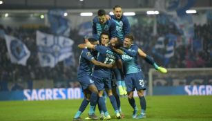 Jugadores del Porto celebrando un gol