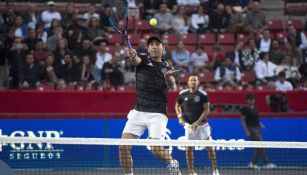 Santiago González y Miguel Reyes Varela en partido de dobles