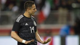 Chicharito Hernández festeja un gol con la Selección Mexicana