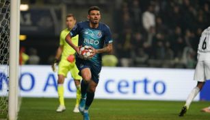 Porto: Tiquinho celebra un gol con el equipo